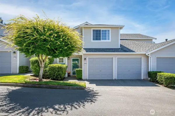 4802 Nassau Avenue Ne #104, Tacoma, WA 98422
