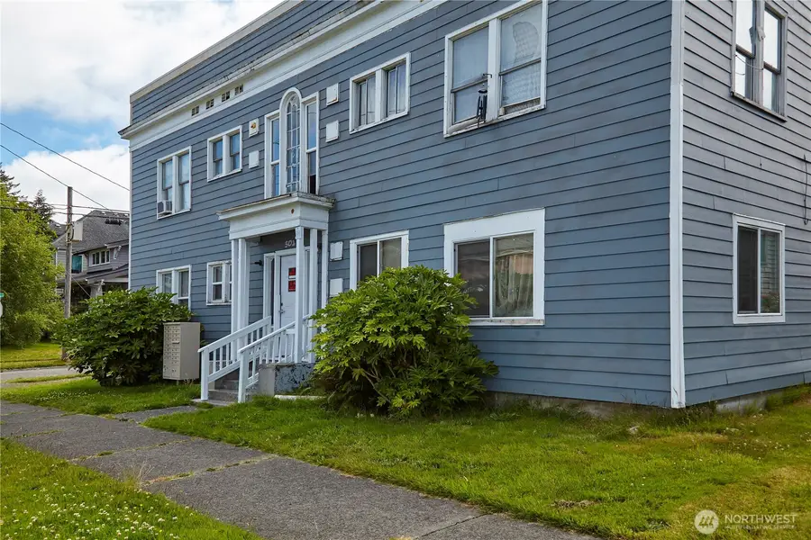 301 W 3rd Street, Aberdeen, WA 98520 - #3