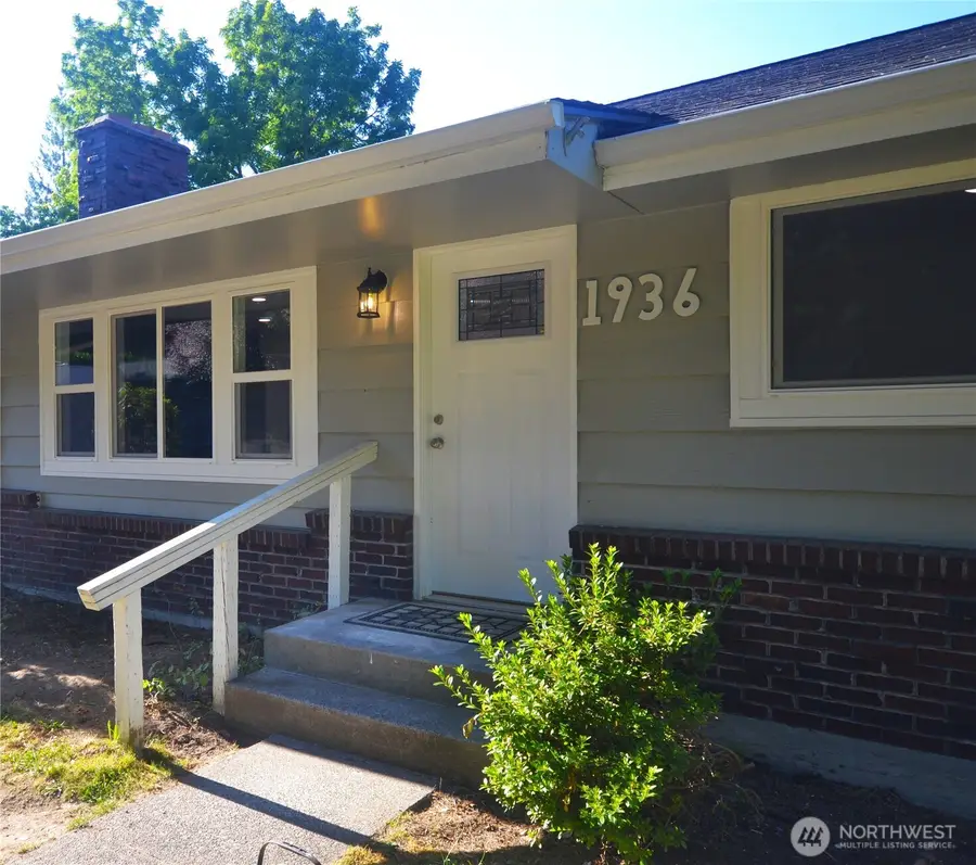 1936 NE Clemens Street, Bremerton, WA 98310 - #2