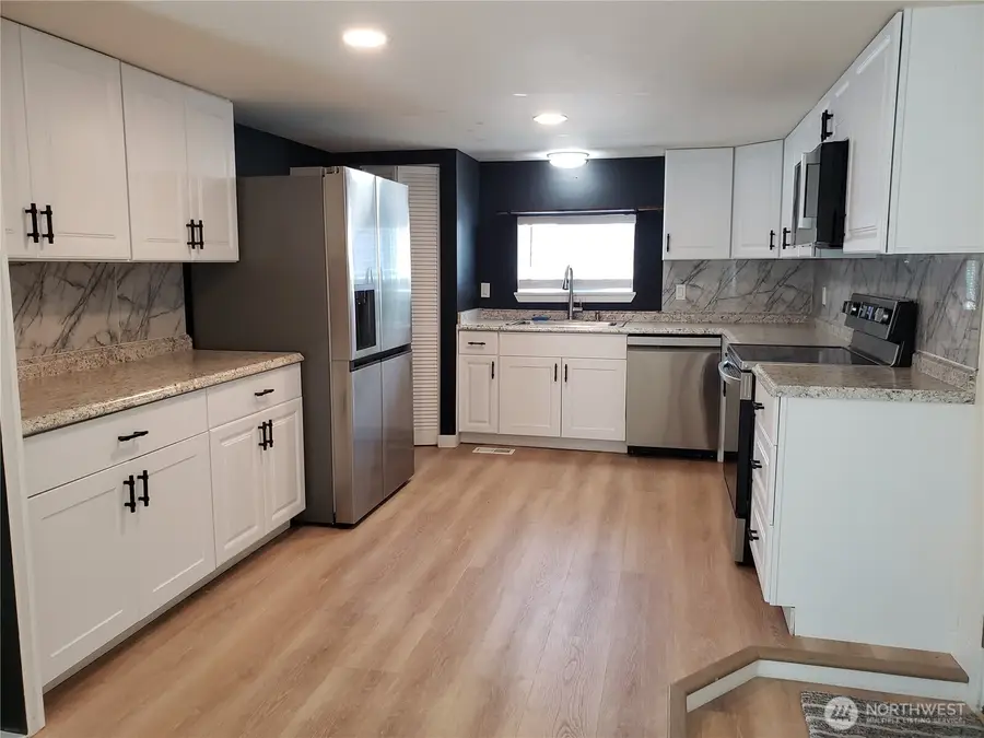 31108 3rd Avenue #208, Black Diamond, WA 98010 - #3