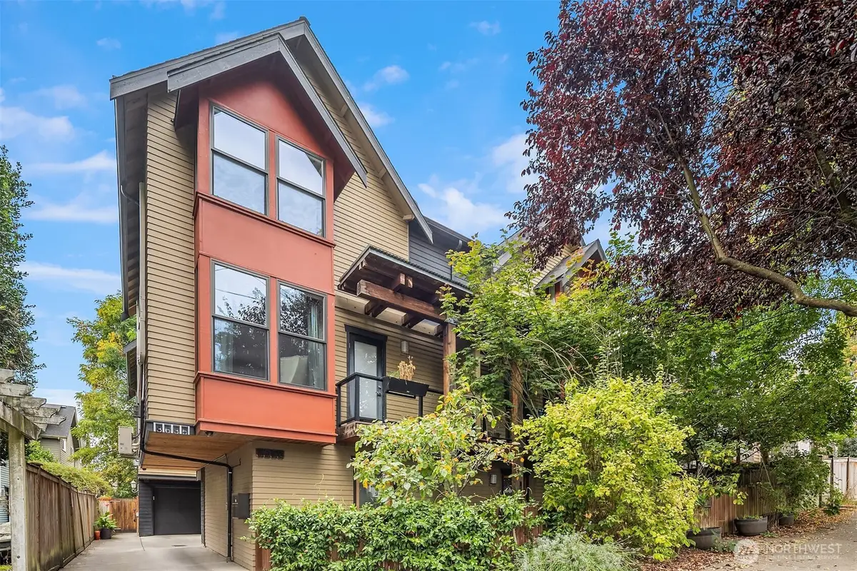 3635 Greenwood Avenue N #B, Seattle, WA 98103 - #1