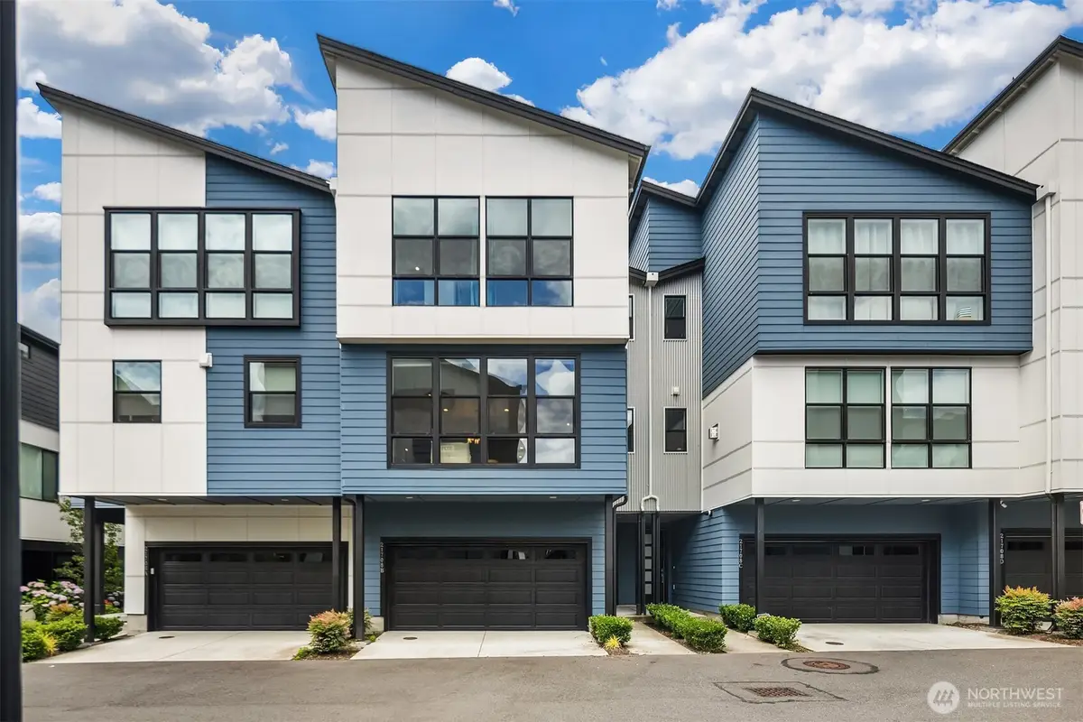 21708 24th Avenue Se #B, Bothell, WA 98021 - #1