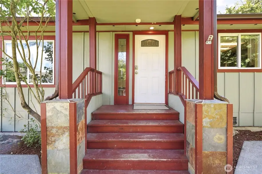 516 Beach Drive, Snohomish, WA 98290 - #2