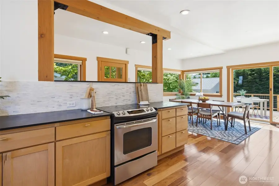 4008 31st Avenue S, Seattle, WA 98108 - #3