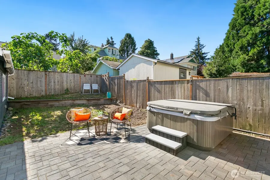 4329 5th Avenue Ne, Seattle, WA 98105 - #3