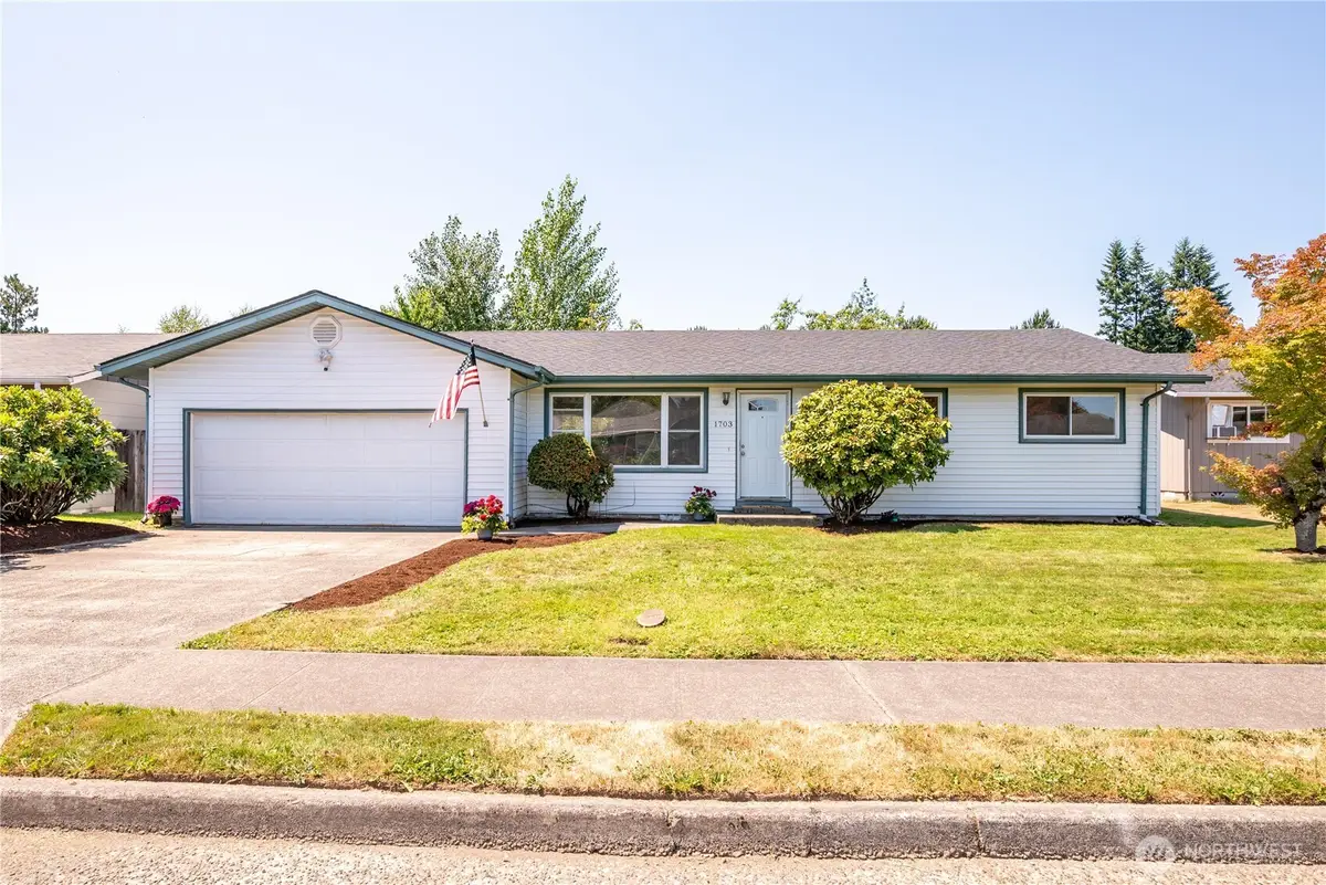 1703 33rd Avenue, Longview, WA 98632 - #1