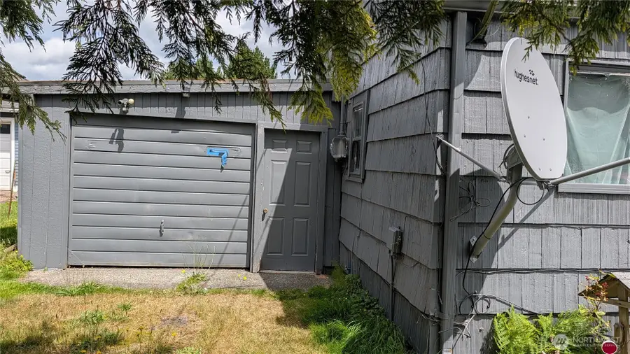 222 E King Street, Aberdeen, WA 98520 - #3