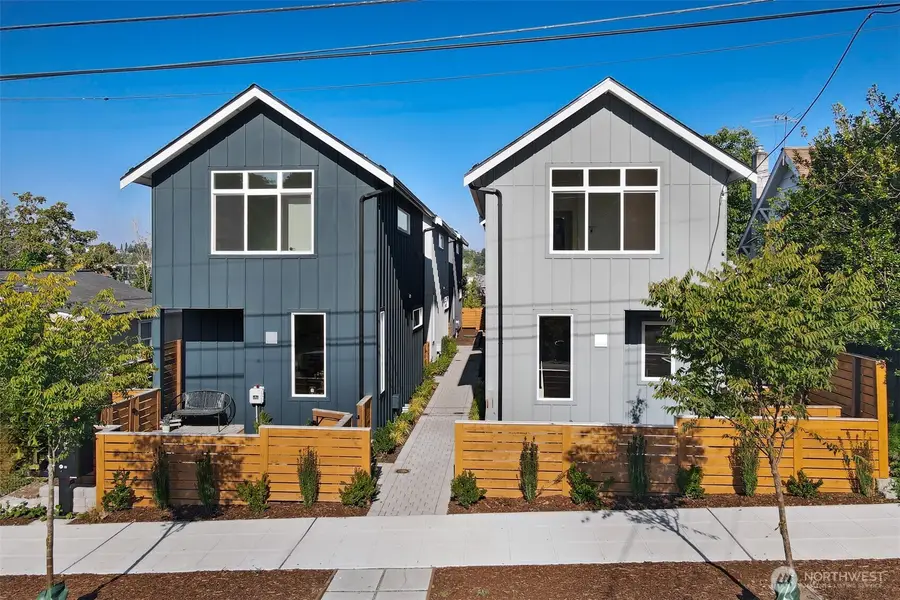 2006 19th Avenue S, Seattle, WA 98144 - #2