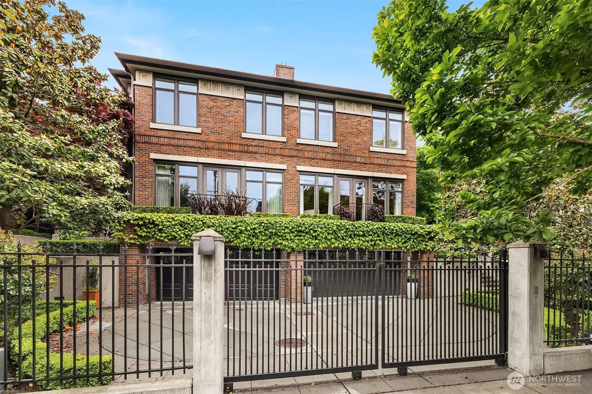 725 Harvard Avenue E, Seattle, WA 98102 - #1