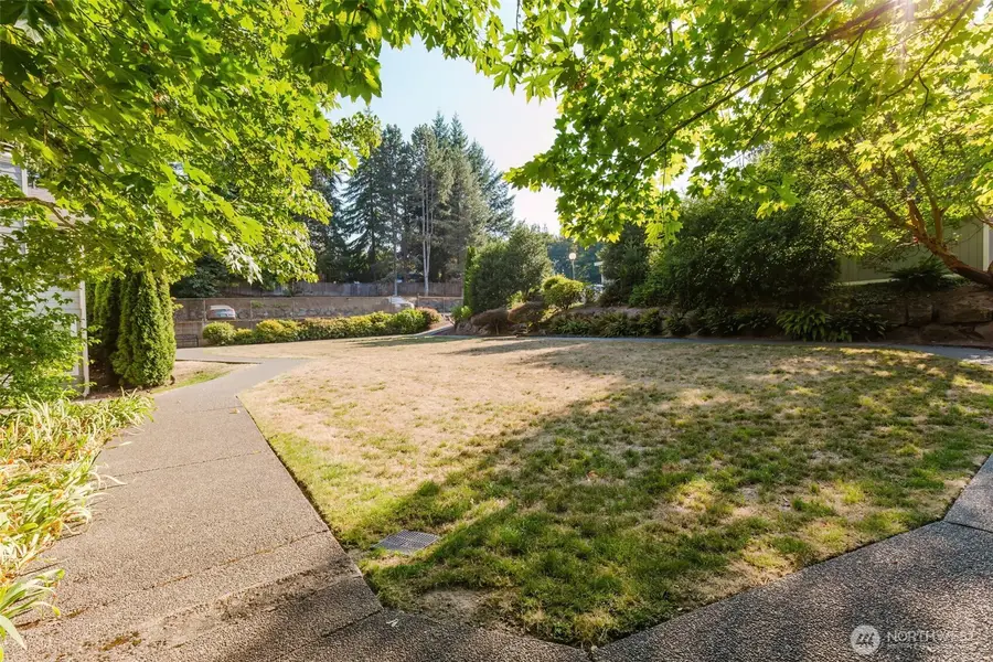 2969 SE Mile Hill Drive #E2, Port Orchard, WA 98366 - #2
