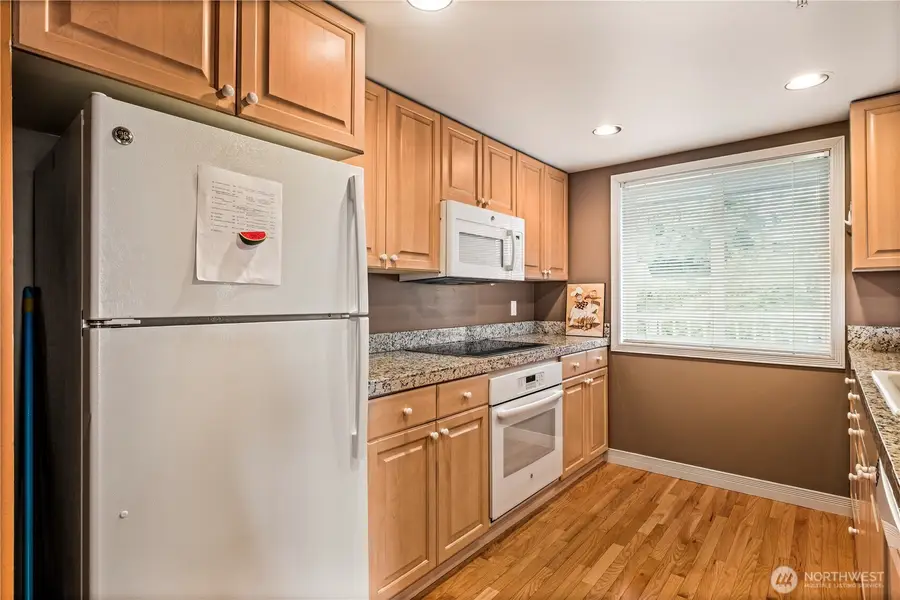 601 W Mercer Place #304, Seattle, WA 98119 - #3