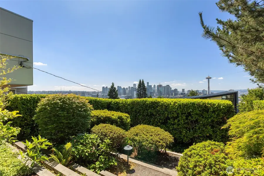 370 Highland Drive, Seattle, WA 98109 - #2