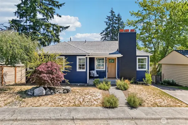 3310 9th Avenue W, Seattle, WA 98119
