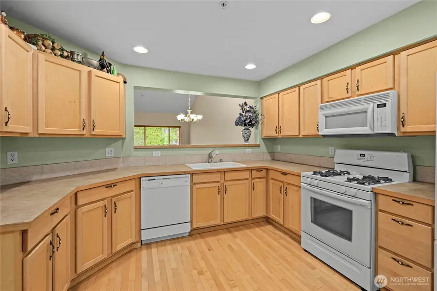 6445 James Avenue Se #B, Auburn, WA 98092 - #2