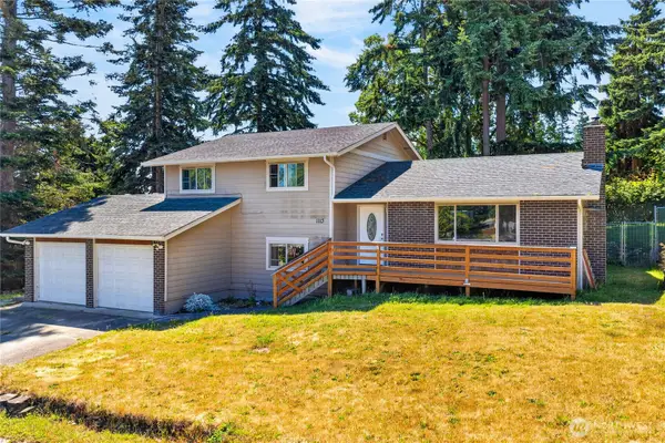 1113 SW 2nd Avenue, Oak Harbor, WA 98277