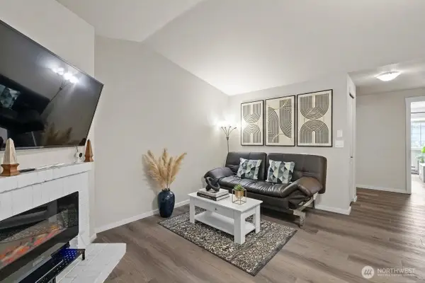 12404 E Gibson Road #K303, Everett, WA 98204