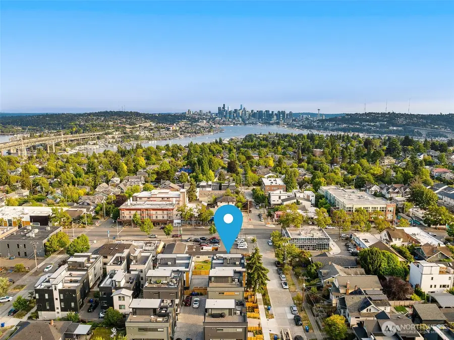 4514 Corliss Avenue N, Seattle, WA 98103 - #2