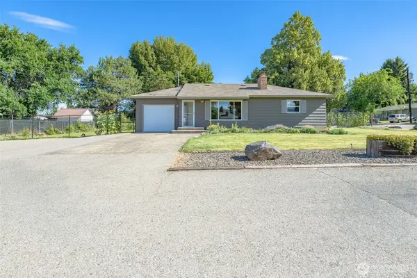 1385 Tedford Street Se, East Wenatchee, WA 98802