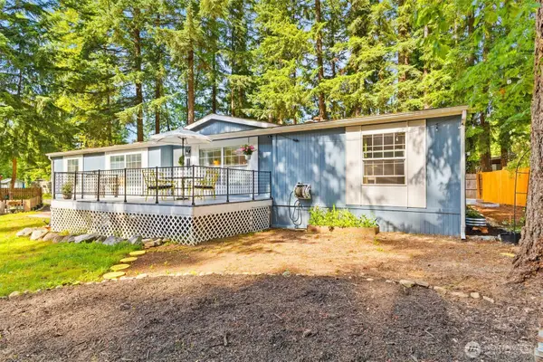 8548 Juniper Place, Maple Falls, WA 98266