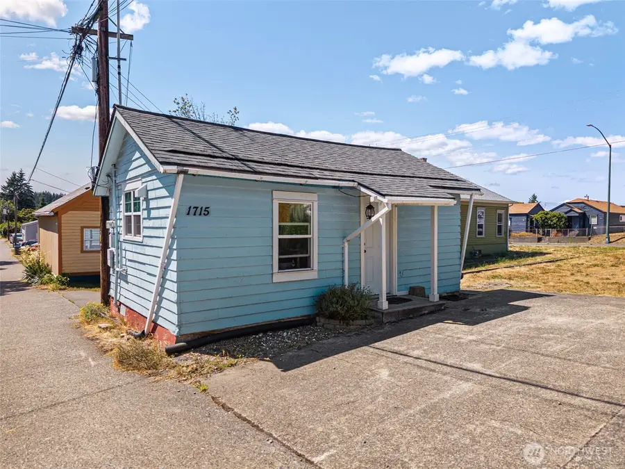 1713 Burwell Street, Bremerton, WA 98337 - #3