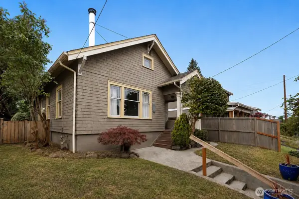 119 N 83rd Street, Seattle, WA 98103