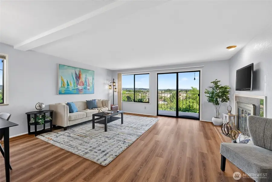 317 Kennebeck Avenue S #104, Kent, WA 98030 - #3
