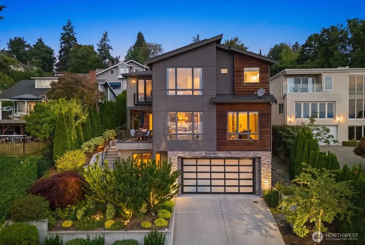 1525 36th Avenue S, Seattle, WA 98144 - #1