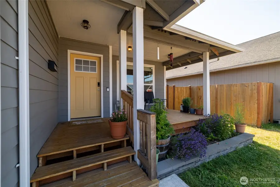 1418 Windsor Avenue, Centralia, WA 98531 - #2