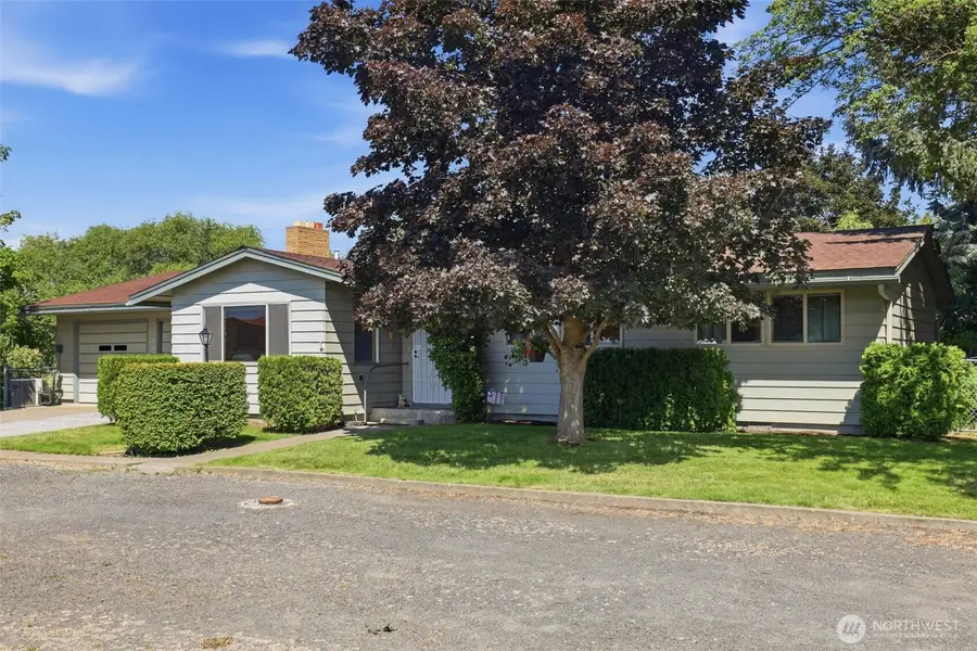 401 11th Street, Davenport, WA 99122 - #3