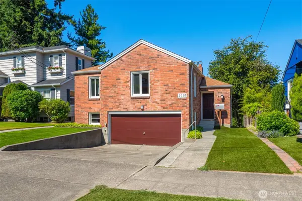 2313 47th Avenue Sw, Seattle, WA 98116