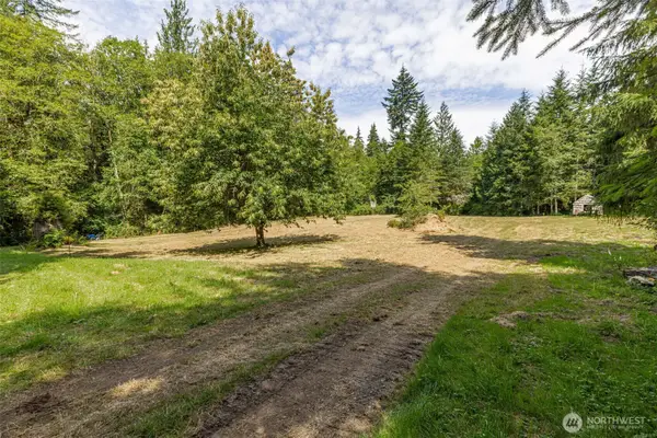 2682 E Lake Riley Road, Arlington, WA 98223