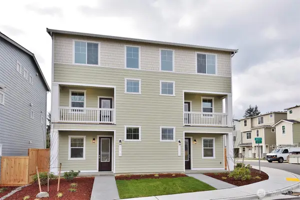 8779 151st Court E, Puyallup, WA 98375