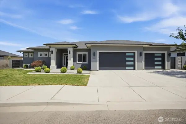 5483 S Kent Street, Kennewick, WA 99337