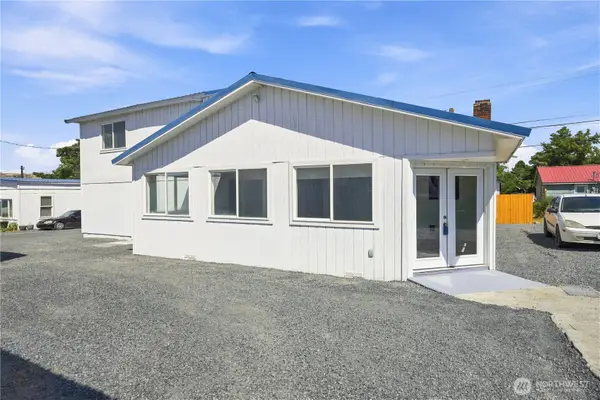 40 Cherry Street S, Soap Lake, WA 98851