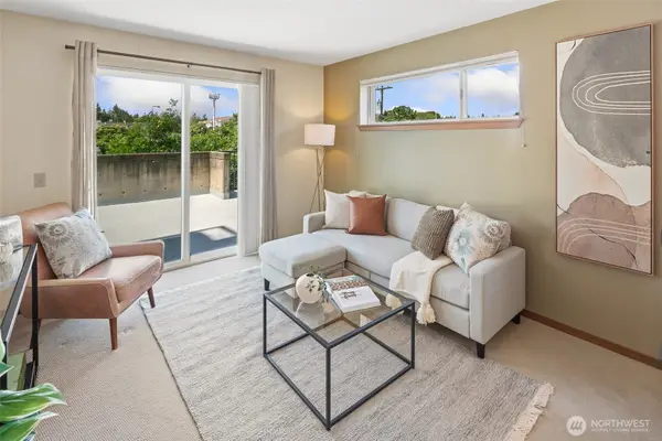 12334 31st Avenue Ne #202, Seattle, WA 98125