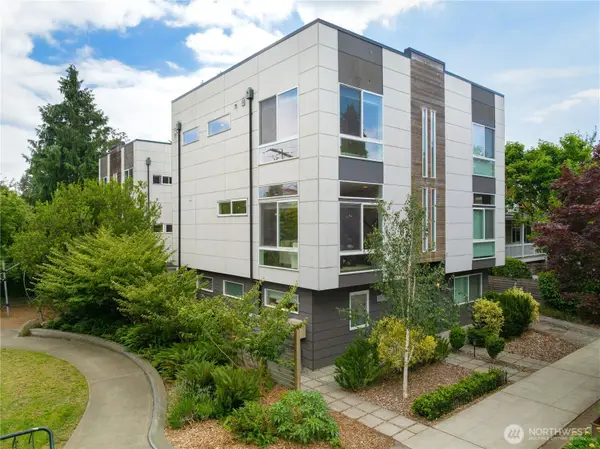 1707 NW 63rd Street #A, Seattle, WA 98107