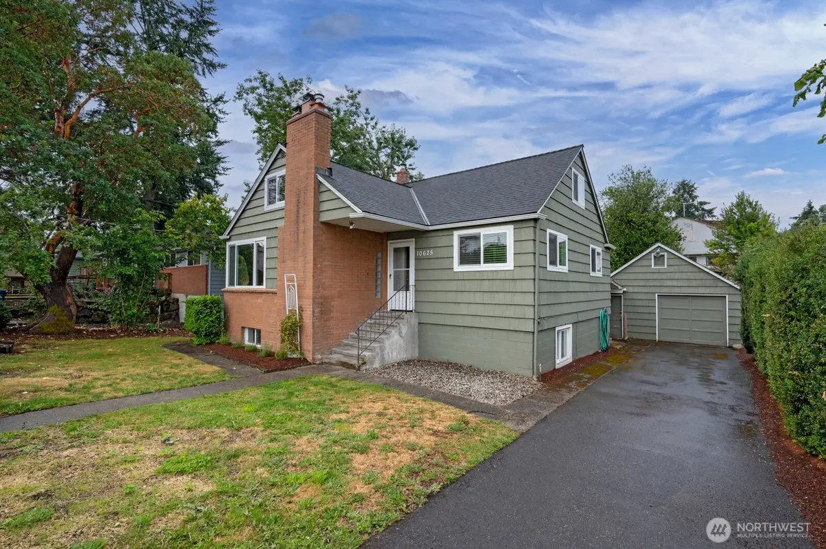 10625 17th Avenue Sw, Seattle, WA 98146 - #1
