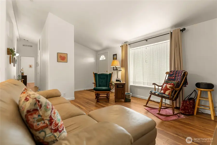 6 Crystal Place W, Omak, WA 98841 - #2