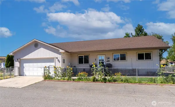 702 Shady Lane, Omak, WA 98841