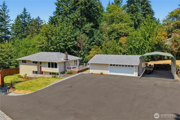 18415 9th Street E, Lake Tapps, WA 98391