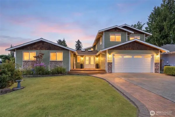 20611 6th Place W, Lynnwood, WA 98036