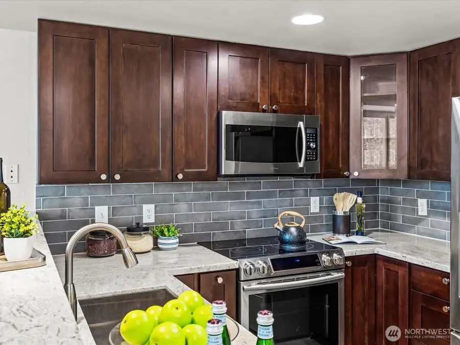 177 107th Avenue Ne #816, Bellevue, WA 98004 - #2