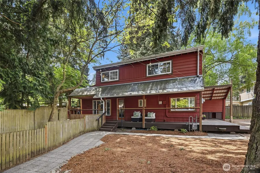 15749 Wallingford Avenue N, Shoreline, WA 98133 - #2
