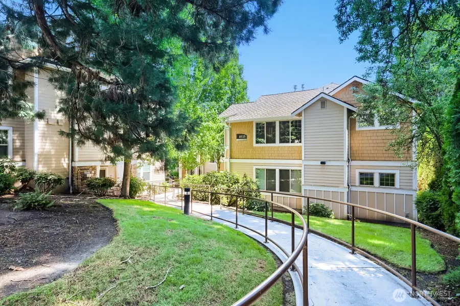 8535 Avondale Road Ne #A204, Redmond, WA 98052 - #2