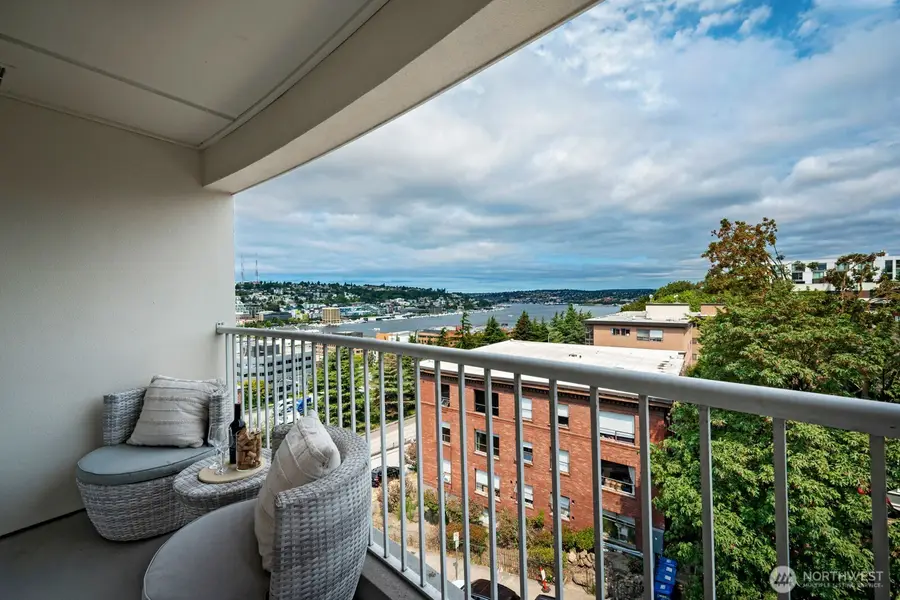 530 Melrose Avenue E #605, Seattle, WA 98102 - #3