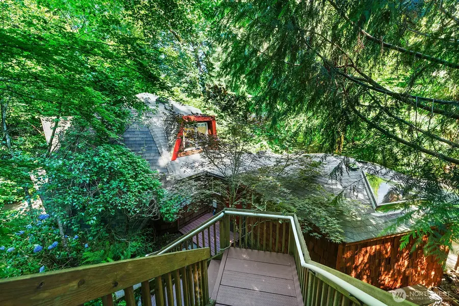 16524 35th Avenue Ne, Lake Forest Park, WA 98155 - #2