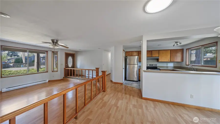 368 NW Columbia Drive, Oak Harbor, WA 98277 - #3
