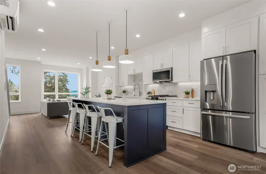 8923 166th Avenue Ne #105, Redmond, WA 98052 - #3