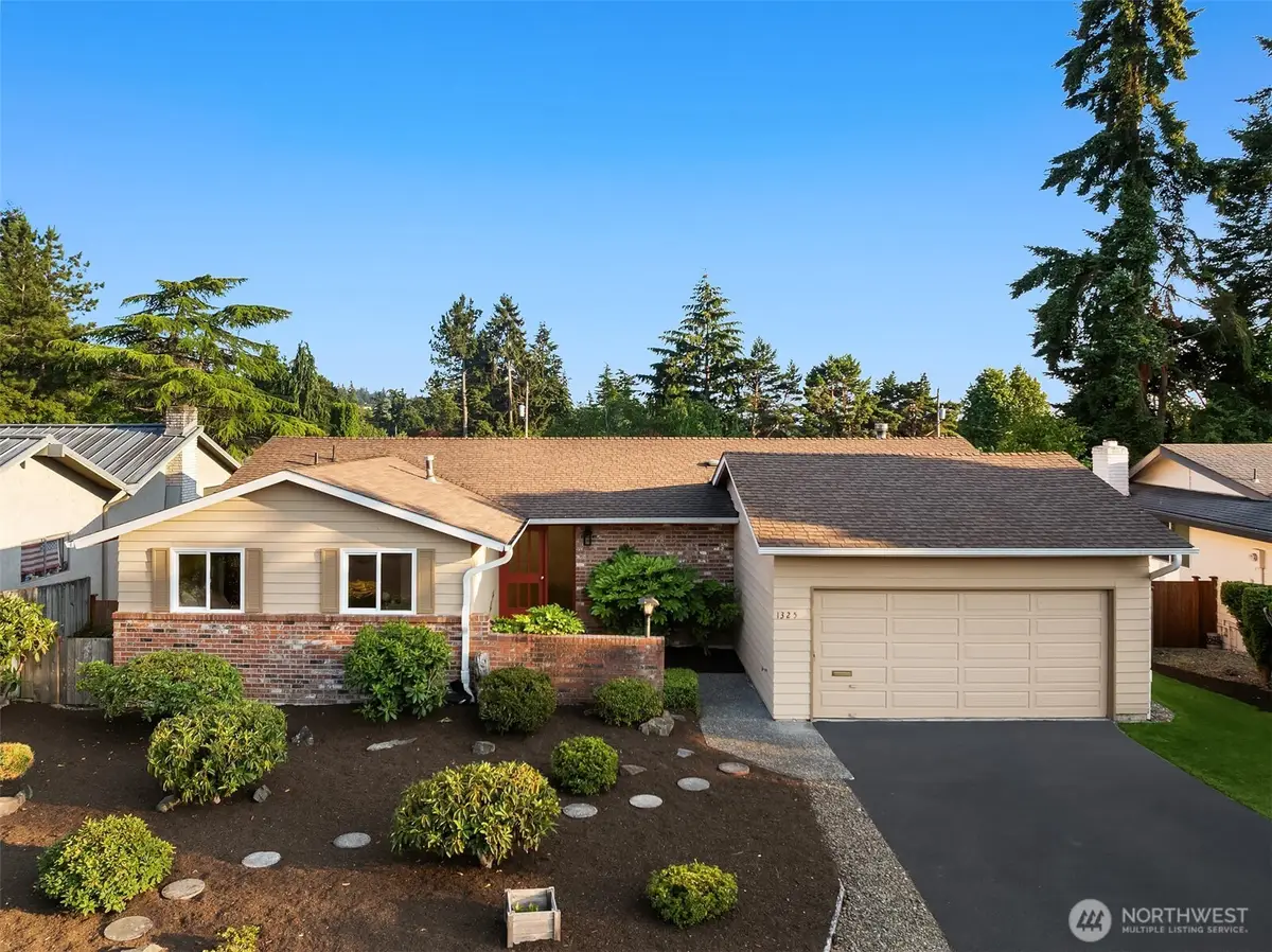 1325 NW 200th Street, Shoreline, WA 98177 - #1