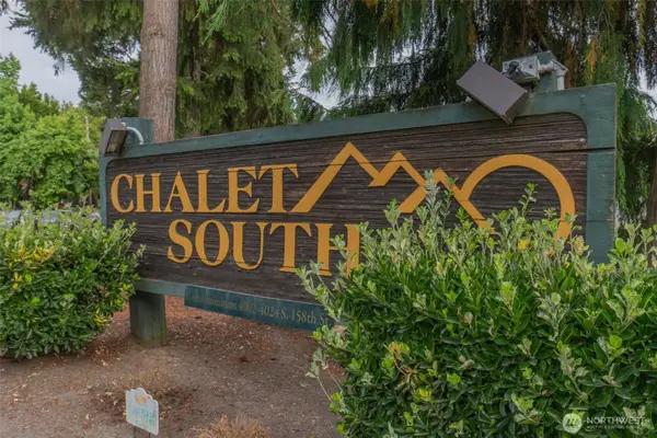 4002 S 158th Street, Tukwila, WA 98188